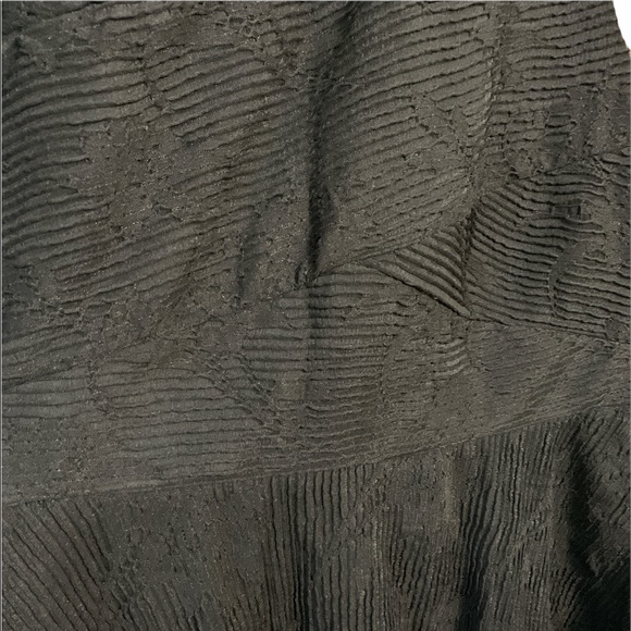 Dressy Black Sleeveless Top - Picture 2 of 4